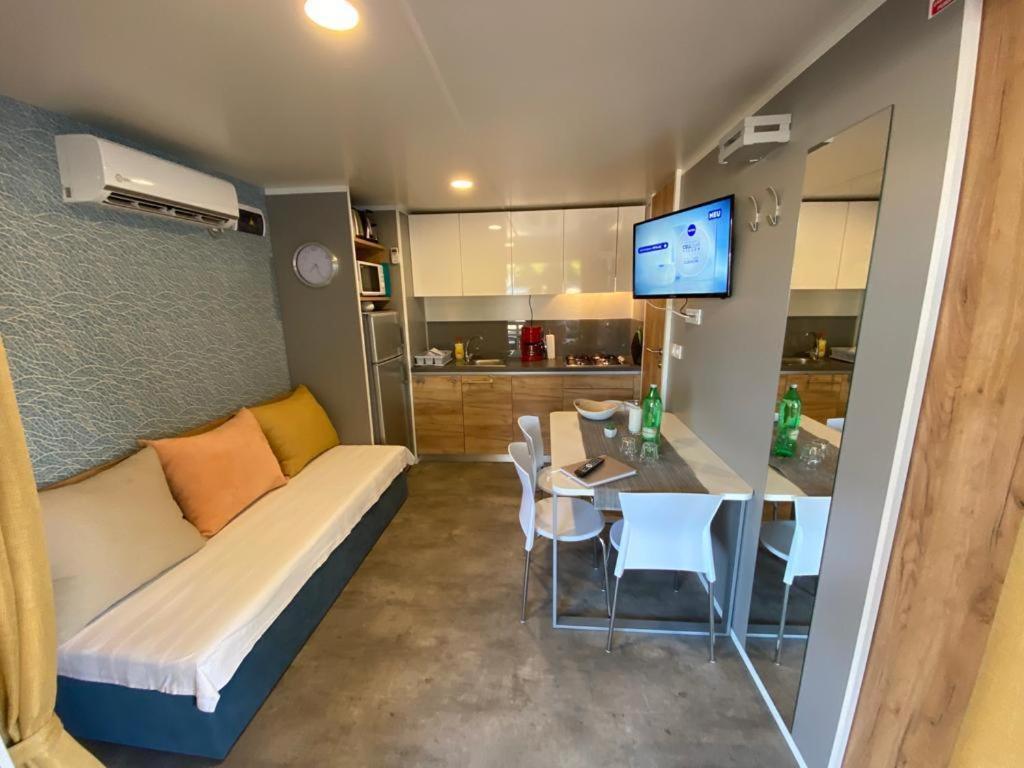 Mobilehome Ive U. Slavka يزيرا المظهر الخارجي الصورة